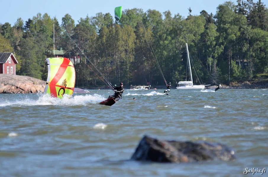 Kitesurfers in Lauttasaari (Ferry Island), Helsinki