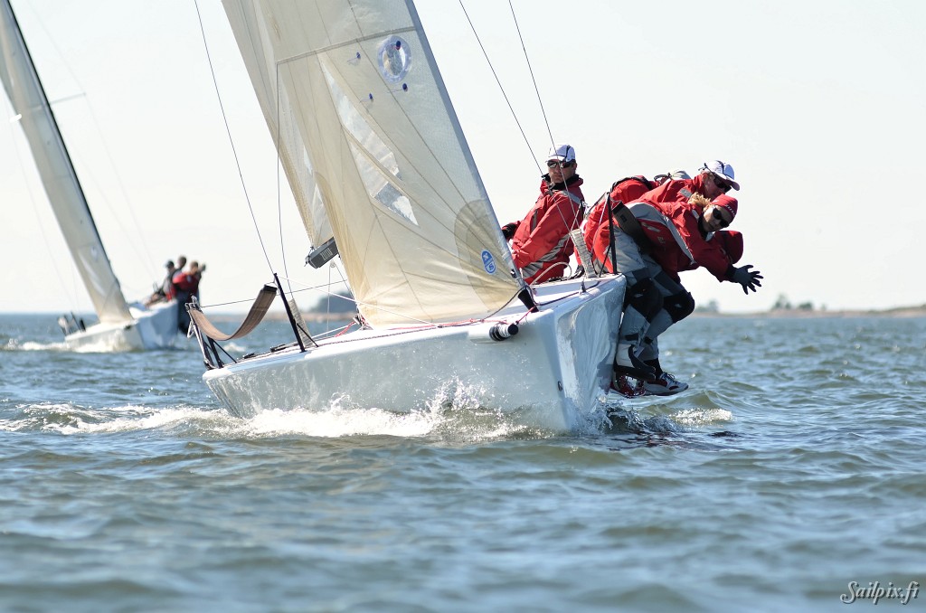 Melges 24 Ranking series started today at EMK. Here some pictures from the first two starts in wind blowing from North and sun shining from South. Open Slideshow  